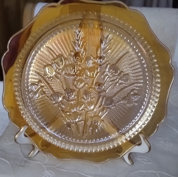 Vintage Iris and Herringbone iridescent plate. - Picture 2 of 5